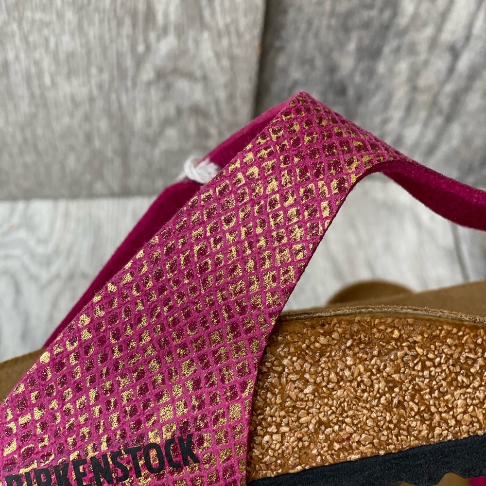 Birkenstock women’s sandals size 11 available dark fuchsia - Picture 8 of 12